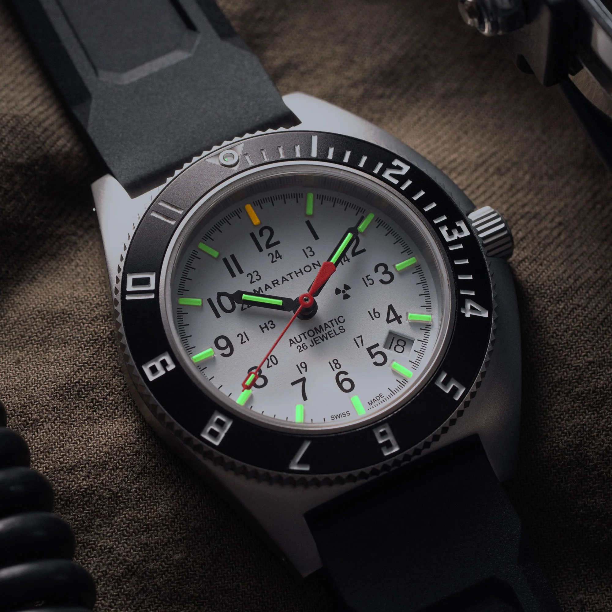 41mm Arctic Steel Navigator w/ Date Automatic (Arctic SSNAV-D Auto) on Black 3-Piece Rubber Strap Kit - Image 2