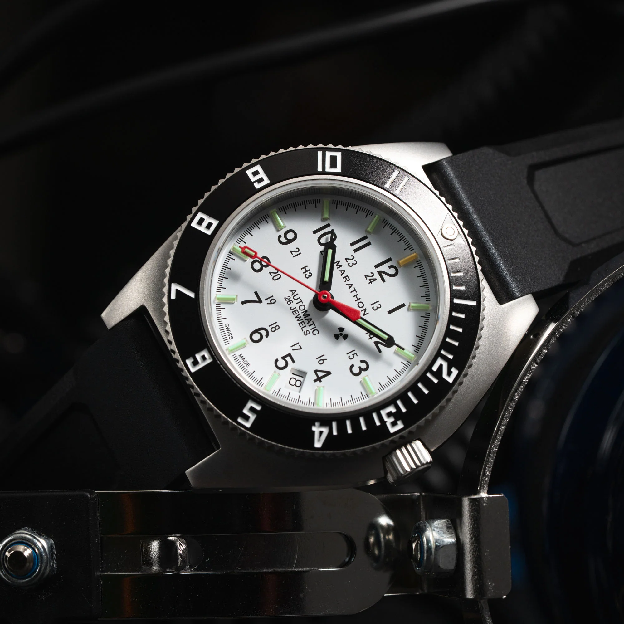 41mm Arctic Steel Navigator w/ Date Automatic (Arctic SSNAV-D Auto) on Black 3-Piece Rubber Strap Kit - Image 6
