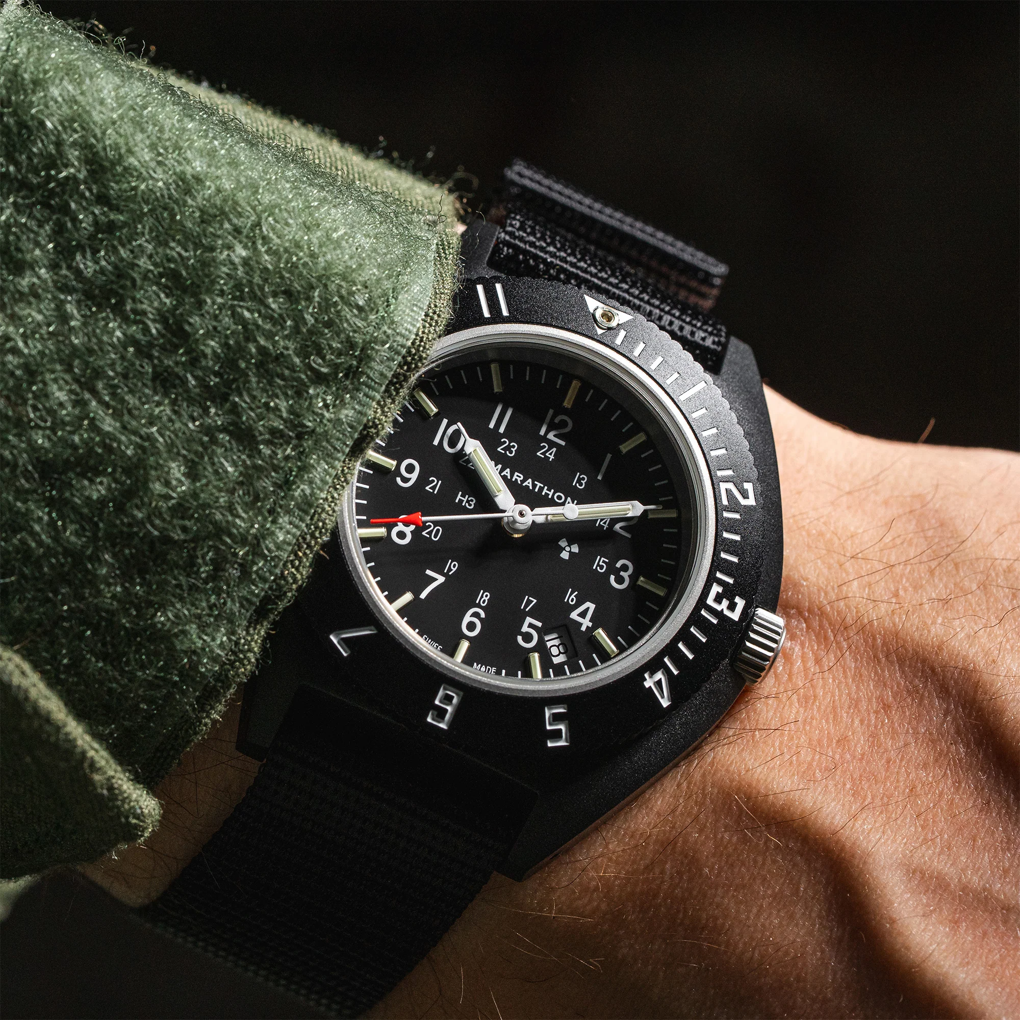 41mm CeraShell Quartz NAV-D on Ballistic Nylon Strap - Image 5
