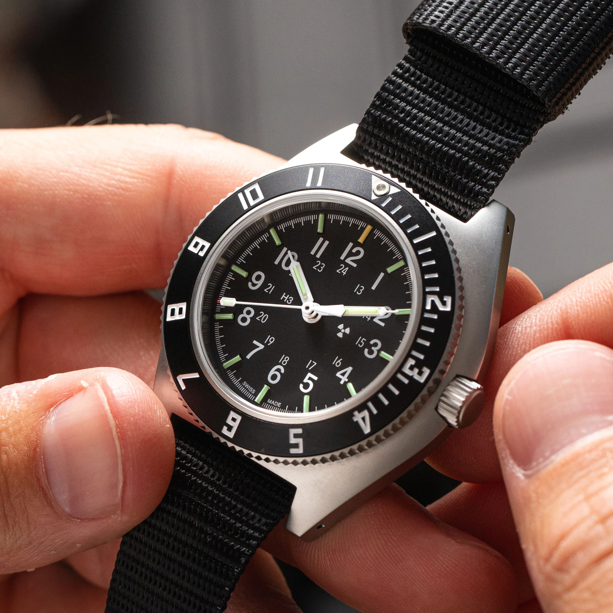 41mm Steel Navigator Automatic (SSNAV Auto) on Ballistic Nylon - Image 6