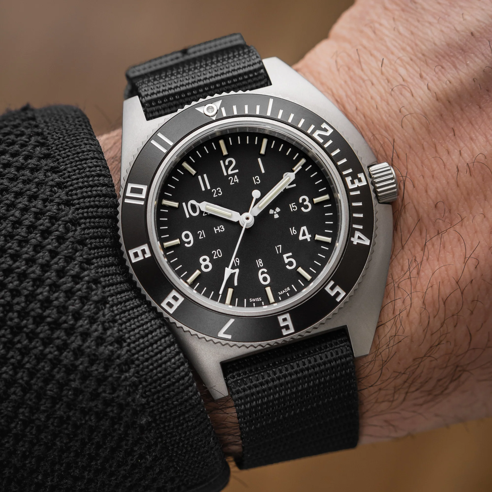 41mm Steel Navigator (SSNAV) on Ballistic Nylon - Image 3