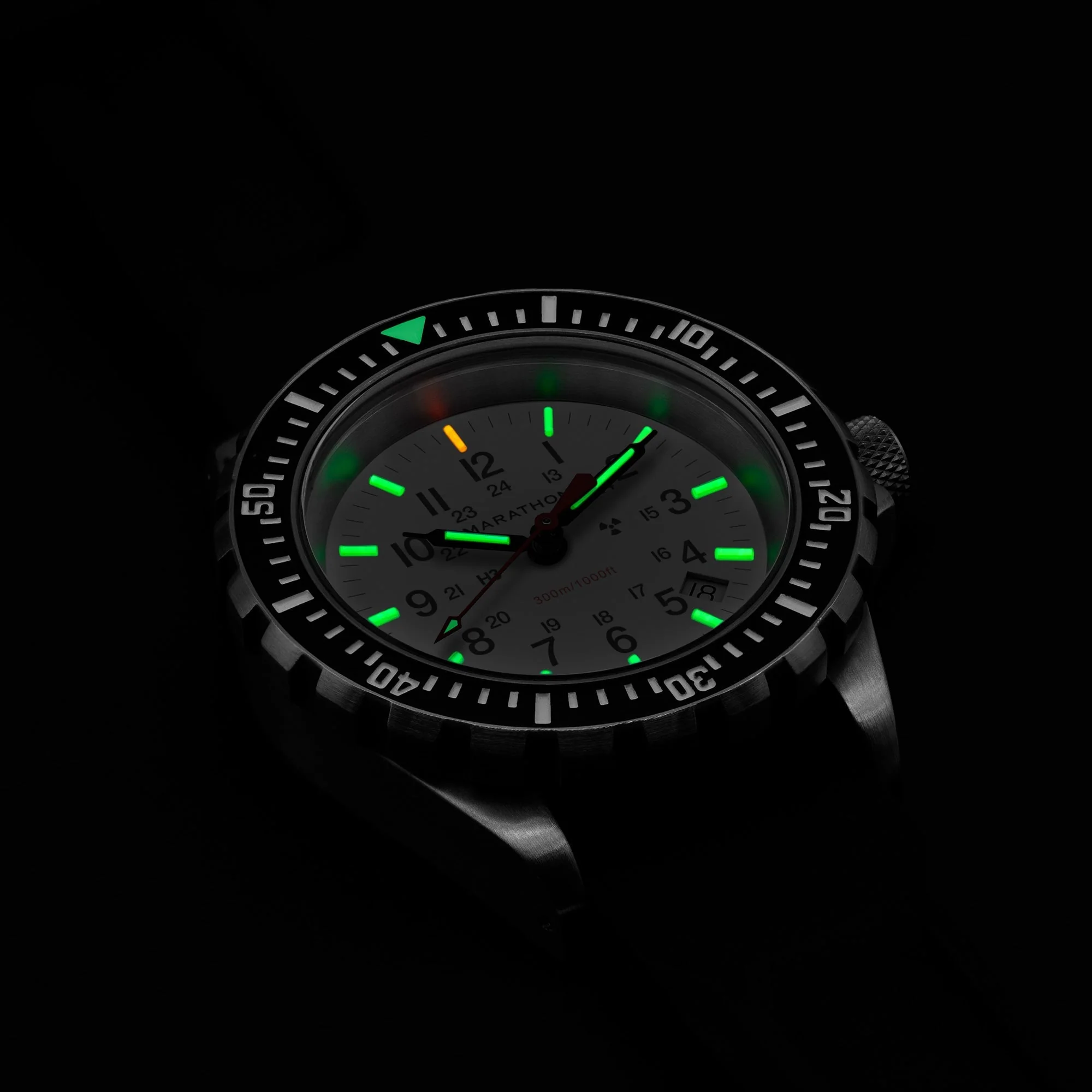 41mm Arctic Edition Large Diver's Quartz (TSAR) with Stainless Steel Bracelet - Image 39