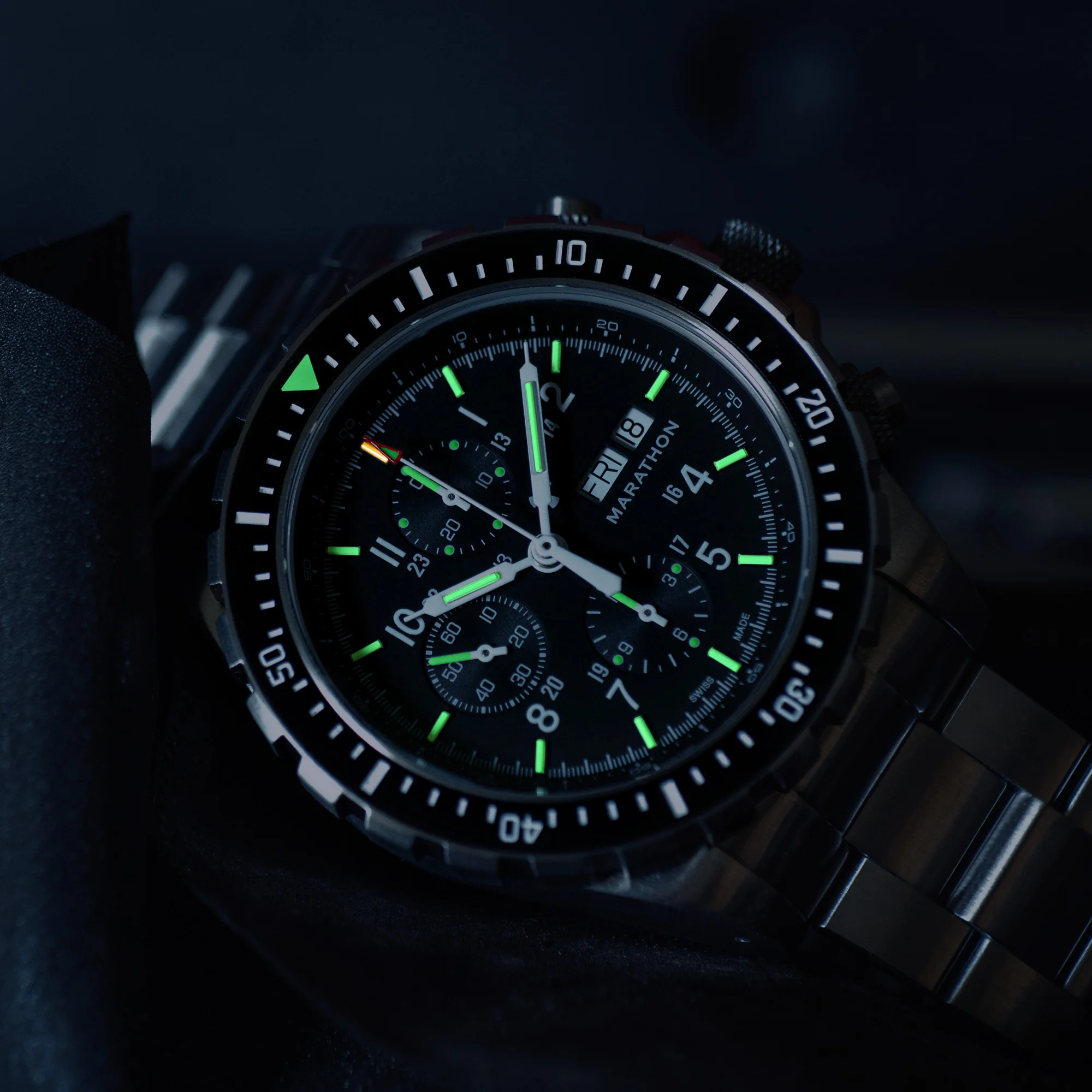 46mm Jumbo Diver/Pilot's Automatic Chronograph (CSAR) with Stainless Steel Bracelet - Image 32