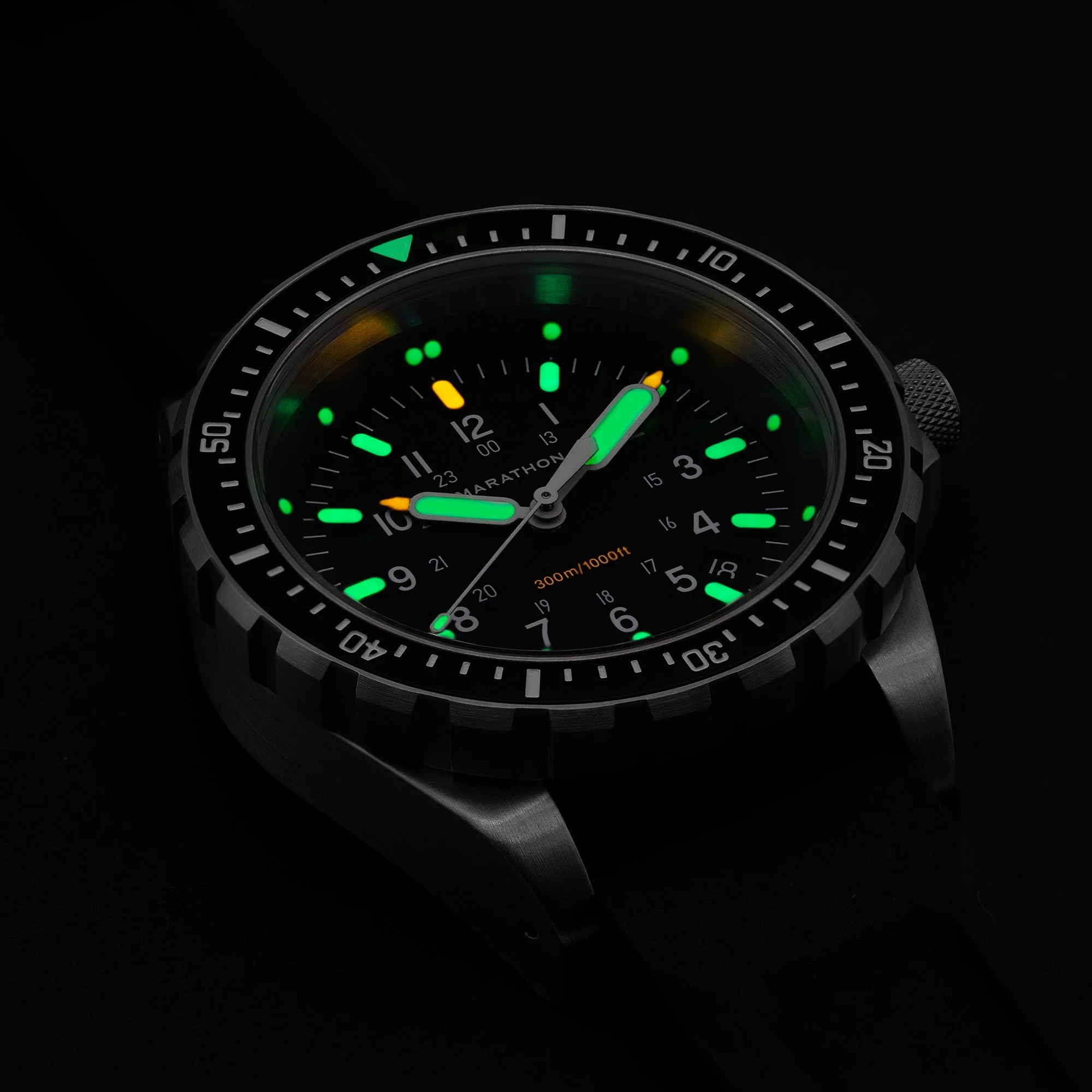 46mm Jumbo Diver's Quartz (JSAR) with Stainless Steel Bracelet - Image 13