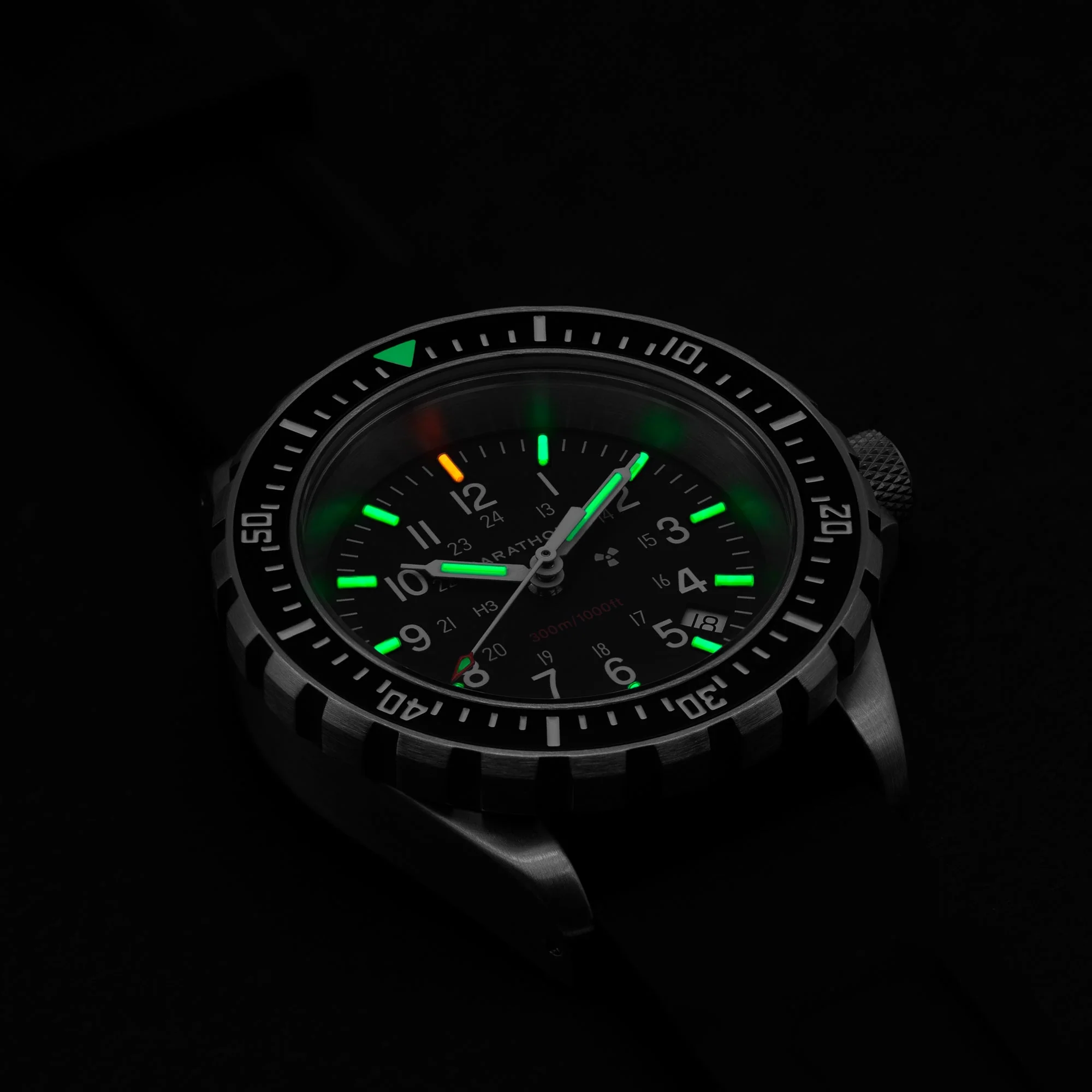 41mm Large Diver's Quartz (TSAR) with Stainless Steel Bracelet - Image 4