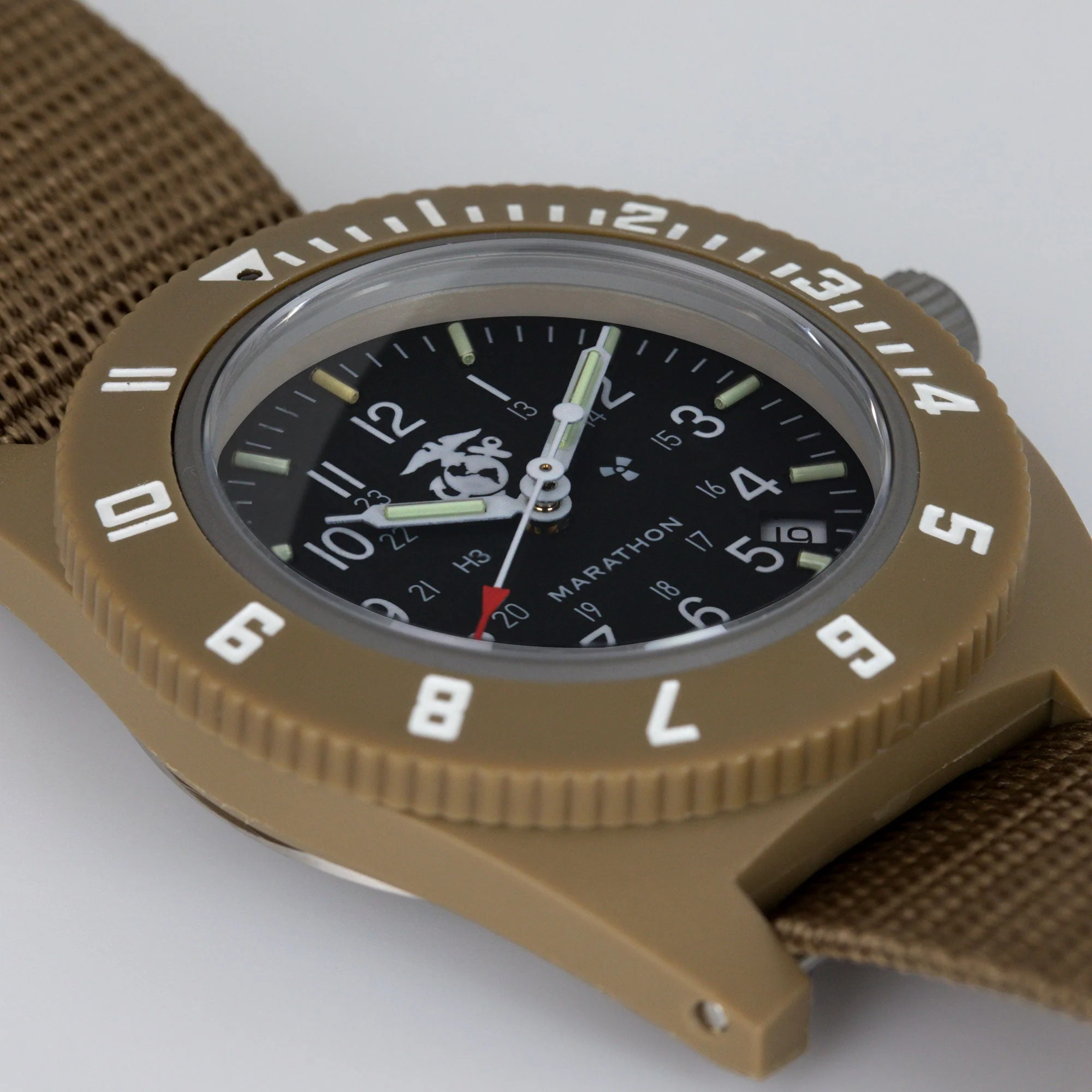 41mm Official USMC Desert Tan Pilot's Navigator with Date - Image 8